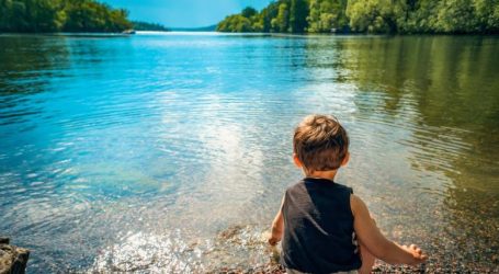 Νέα έρευνα: Τα παιδιά φέρνουν την ευτυχία, αρκεί να έχουν μεγαλώσει