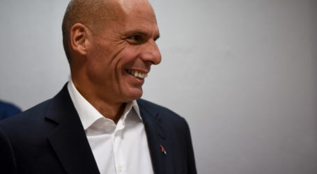 Ο Βαρουφάκης «τρελάθηκε» -Κάλεσε τον Σταϊκούρα να ηχογραφεί τους υπουργούς στο Eurogroup