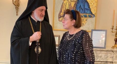 Σε εξαιρετικό κλίμα η συνάντηση Μενδώνη – Αρχιεπισκόπου Ελπιδοφόρου