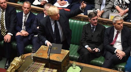 Ξέφυγε ο Μπόρις Τζόνσον! Αποκάλεσε “κότα” τον ηγέτη των Εργατικών και ζητά πρόωρες εκλογές στις 15 Οκτωβρίου!