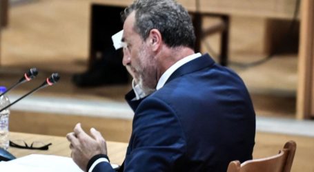 Δίκη Χρυσής Αυγής: «Βόμβες» Μίχου καίνε την υπερασπιστική γραμμή του Μιχαλολιάκου