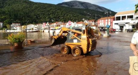 Πλημμύρες & καταστροφές σε Κεφαλονιά, Τρίκαλα και Ιθάκη