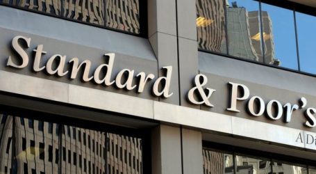 Ψήφος εμπιστοσύνης από τις αγορές: Η S&P αναβάθμισε την Ελλάδα