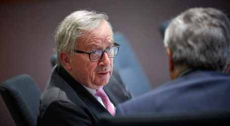 Γιούνκερ: Ζω με την ελπίδα ότι μπορεί να επανενωθεί η Κύπρος