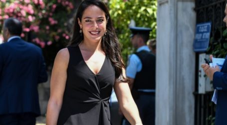 Έντονες αντιδράσεις για τις δηλώσεις της Δόμνα Μιχαηλίδου σχετικά με τα «όπλα Συρίας» στην ΑΣΟΕΕ