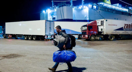 Κουμουτσάκος στο Spiegel: Αν συνεχίζουν να φτάνουν τόσοι πολλοί πρόσφυγες η κατάσταση θα είναι ανεξέλεγκτη