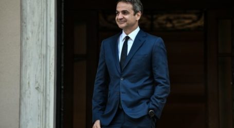 Μητσοτάκης με περιφερειάρχες: ΕΣΠΑ, πρόσθετοι πόροι και αρμοδιότητες στις περιφέρειες