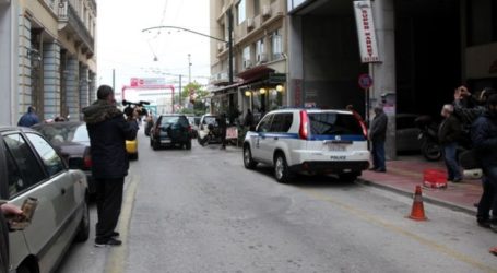 Πειραιάς: Νεαρή γυναίκα αυτοπυροβολήθηκε στο κεφάλι μέσα σε καφετέρια