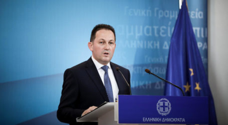 Πέτσας για επιδρομή Ρουβίκωνα στον Αδωνι: Φασιστική επίθεση