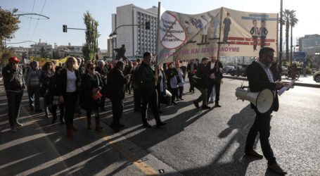 “Κόλαση” η Αθήνα εξαιτίας 100 συνδικαλιστών που κάνουν πορεία