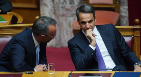 Σταϊκούρας: Το μέρισμα θα δοθεί σε μετρητά -Εξετάζεται νέο επίδομα θέρμανσης