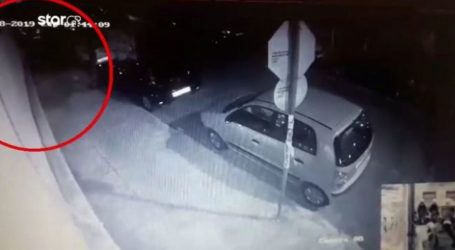 Έγκλημα στα Πετράλωνα: “Τον σκότωσα γιατί έδερνε τη μητέρα μου”