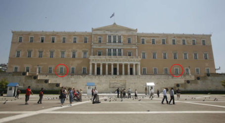 Ποιος είναι ο λόγος που ένα συγκεκριμένο παράθυρο της Βουλής παραμένει μόνιμα κλειστό