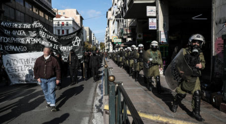 Μπαίνουν κανόνες: Πορείες με διαμεσολαβητή & από το πεζοδρόμιο