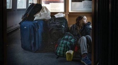 Τα γερμανικά τρένα έβγαλαν «φάουλ» την Γκρέτα Τουνμπεργκ – Είχε Α’ θέση και διάλεξε το πάτωμα