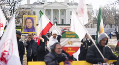 Ο Τραμπ τραβάει το σχοινί με το Ιράν – Δεν δίνει βίζα στον Ιρανό ΥΠΕΞ – Πρωθυπουργός Μαλαισίας: Ήρθε η ώρα να ενωθούν οι μουσουλμάνoι