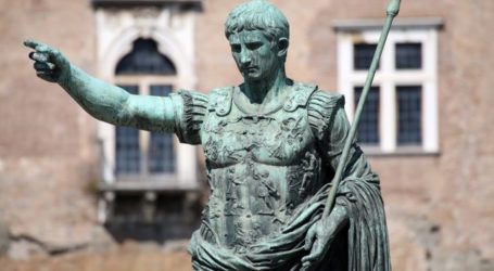 Φωτογραφίες: Πώς θα έμοιαζαν σήμερα βασιλιάδες και βασίλισσες του παρελθόντος