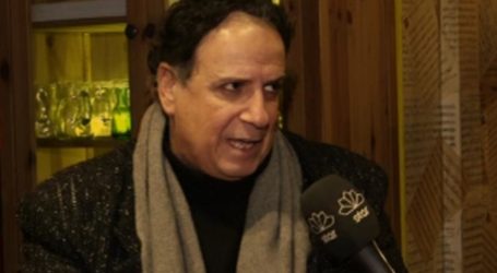 Ο Χάρης Ρώμας αποκαλύπτει πως “ήταν η τρίτη επιλογή για το Καφέ η Ρένια Λουιζίδου”
