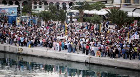 Προσφυγικό: Αγώνας δρόμου για τα κλειστά κέντρα και η αναμονή για το γερμανικό σχέδιο