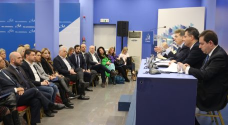 Μεταναστευτικό: 400 νέοι συνοριοφύλακες στον Έβρο, 800 στα νησιά, 500 δικηγόροι στις υπηρεσίες ασύλου