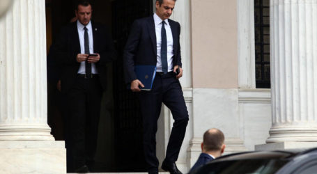 Κορονοϊός: Καθημερινές πλέον οι συναντήσεις Μητσοτάκη με Κικίλια, Κοντοζαμάνη, Τσιόδρα, Χαρδαλιά