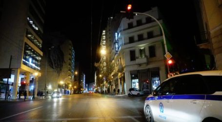 Απαγόρευση κυκλοφορίας: Όλα τα σενάρια στο συρτάρι της κυβέρνησης