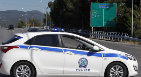 Κορωνοιός: Κλείσιμο διοδίων και σούβλα στο μπαλκόνι το Πάσχα – Η λίστα των 800 ευρώ θα μεγαλώσει κι άλλο τον Μάιο
