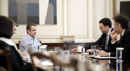 Τα εφιαλτικά σενάρια του κορωνοϊού για την οικονομία που παραπέμπουν στο 2008 – Το φωτεινό παράδειγμα του Αρχιεπισκόπου Αμερικής