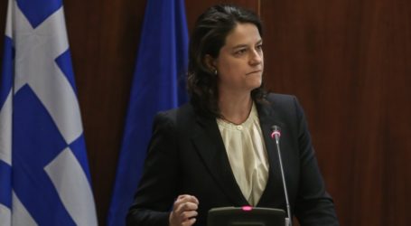 Κεραμέως: Τι εξετάζει η κυβέρνηση για Πανελλήνιες Εξετάσεις και παρελάσεις