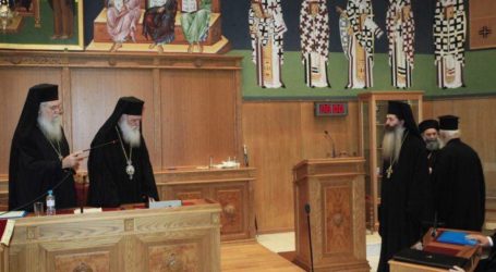 Κορονοϊός: Η Ιερά Σύνοδος αποφάσισε να αναβληθούν οι καθημερινές Λειτουργίες