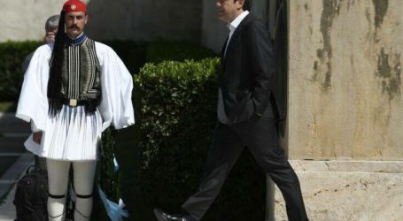 Ραντεβού πολιτικής αντιπαράθεσης με τον πρωθυπουργό στη Βουλή ετοιμάζεται να δώσει ο Αλέξης Τσίπρας