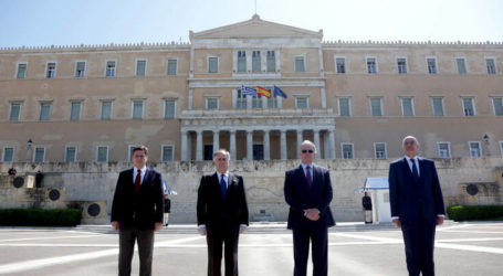 Σημαία και χρώματα Ισπανίας στην ελληνική Βουλή – Δένδιας: Μαζί θα κερδίσουμε αυτόν τον αγώνα