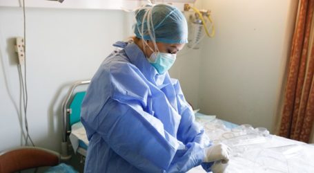 Καθηγητής Βατόπουλος: Υπάρχει και το κακό σενάριο, κάθε τρεις μήνες να μπαίνουμε σε καραντίνα