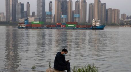 Το τέλος της καραντίνας είναι η αρχή της κρίσης – Τι μαρτυρά η κατάσταση στη Γουχάν