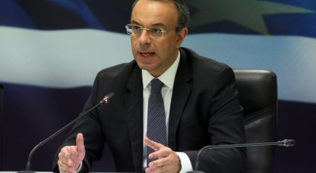 Σταϊκούρας στο «Ραντάρ»: «Τουλάχιστον ακόμα μια φορά το επίδομα των 800 ευρώ – Δεν τίθεται θέμα νέου μνημονίου»