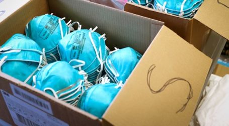 “Παγκόσμιος πόλεμος” για μια μάσκα – Πώς η Ελλάδα κατάφερε να εξασφαλίσει εκατομμύρια