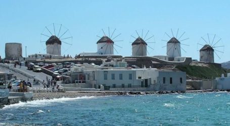 Κλειστή η Μύκονος λόγω κορονοϊού: Σε καραντίνα το “νησί των ανέμων”- Τι γίνεται με τους κατοίκους