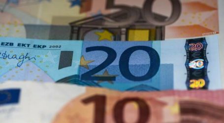 Επίδομα 800 ευρώ: Αυξάνονται οι δικαιούχοι – «Μέσα» και επιχειρήσεις που απασχολούν έως 20 εργαζόμενους