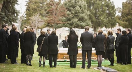 Μια κηδεία, ένα γεύμα και ένα πάρτι γενεθλίων: Η ασυμπτωματική καλεσμένη προκάλεσε το θάνατο τριών