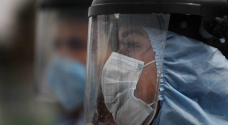 Κορονοϊός: Επιστήμονες θεωρούν πιθανό να μεταδίδεται απλώς με την αναπνοή