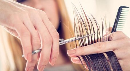 Kρυφό ραντεβού για κούρεμα: Συνελήφθη με βαλιτσάκι η «κρυφή» κομμώτρια των Νοτίων Προαστείων