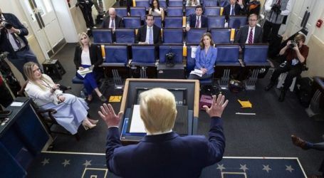 Η χλωροκίνη και οι ύποπτες σχέσεις του Ντόναλντ Τραμπ με τις φαρμακευτικές εταιρείες