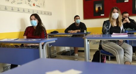 Οι λοιμωξιολόγοι λένε Ναι: Να ανοίξουν τώρα τα Δημοτικά σχολεία- Είναι η σωστή εποχή