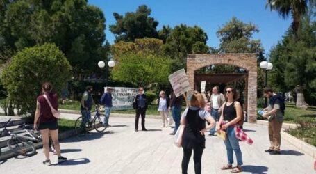 Μελίνα Αλεφαντή: Ποια είναι νεαρή “επαναστάτρια” της Αγ. Παρασκευής που κάνει ΑΝΤΑΡΣΥΑ στην πλατεία