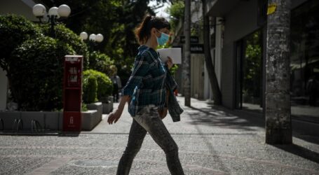 Κορονοϊός- Ερευνα: Τι θα είχε συμβεί αν δεν είχαν ληφθεί τα μέτρα- 12.500 κρούσματα και 225 νεκροί ημερησίως  [γράφημα]