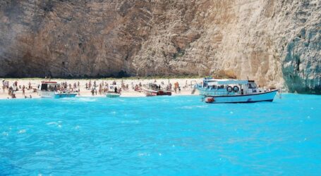 Καλοκαιρινή άδεια: Πώς θα κάνουμε διακοπές – Τι ισχύει με την «ειδικού σκοπού»