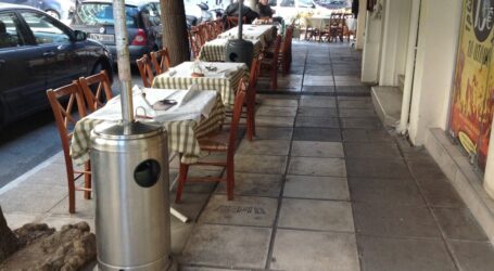 Θεοδωρικάκος: «Διπλάσιο χώρο χωρίς ευρώ στην εστίαση, πεζοδρομήσεις ενόψει»