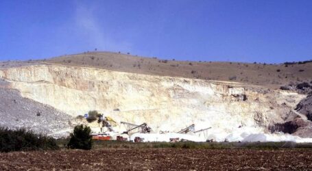 Τραγωδία στη Θεσσαλονίκη: Έριξε το αυτοκινητό του στον γκρεμό που σκοτώθηκε η κόρη του