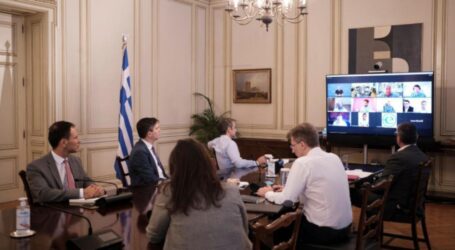 «Μοντέλο Τσιόδρα» και στην οικονομία – Ενεργοποιείται η επιτροπή Πισσαρίδη με φόντο τα 32 δισ.