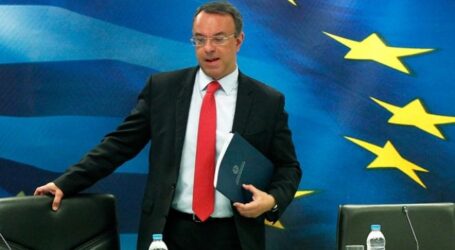Σταϊκούρας: Στήριξη για τις πληρωμές δανείων έως και 9 μήνες